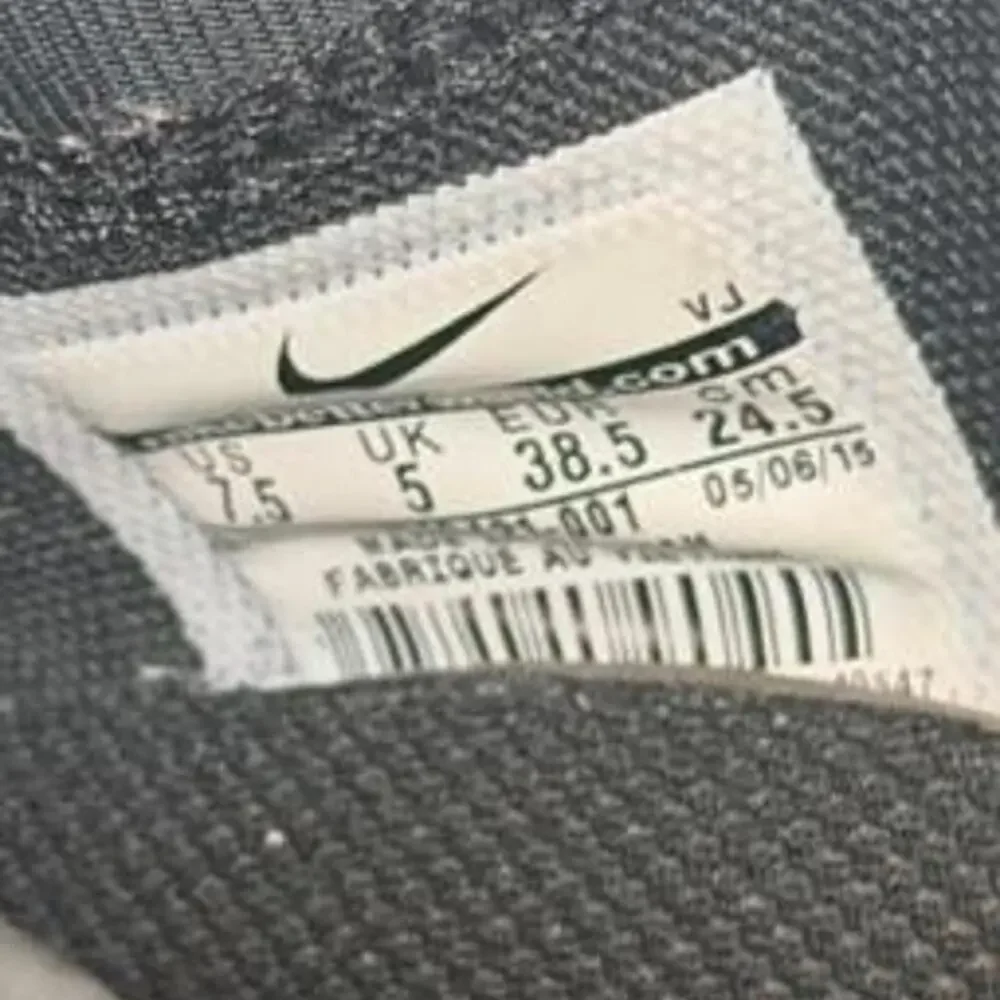 Nike Free Cross Compete Women’s 7.5 Black Grey Training Shoes Cross Trainers